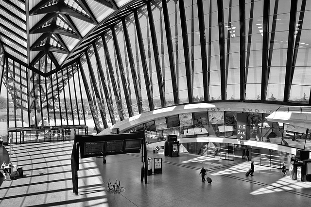 Lyon Saint-Exupéry (69) 8 avril 2015. Intérieur de la Gare.