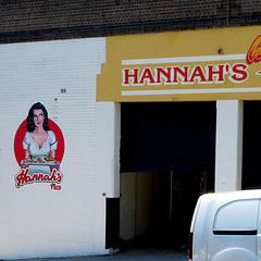 Wall Art for Hannahs (hot) Pies, Ultimo (HWW, H.A.N.W.E.)