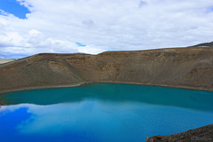 am Krater Víti (© Buelipix)