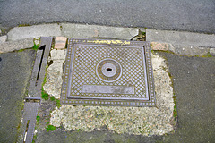 Arras 2017 – Manhole cover by Deleury & Delobelle of Athies, Pas-de-Calais