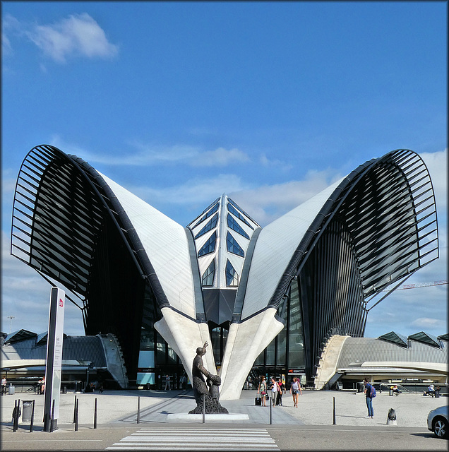 Lyon Saint-Exupéry (69) 22 août 2019. La gare SNCF.