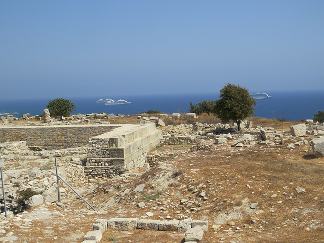 L'acropole : temple d'Aphrodite