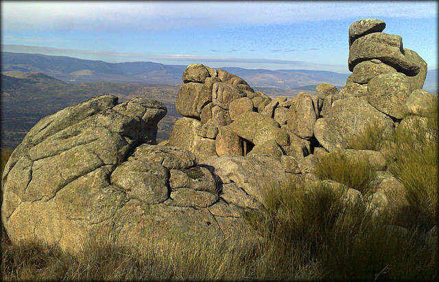 La Sierra de La Cabrera, granite forms