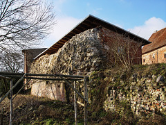 Klempenow, Wehrmauer
