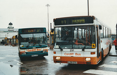 Cardiff Bus 363 (W363 VHB) and 291 (L291 ETG) in Cardiff – 26 Feb 2001