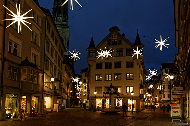 St. Gallen in der Adventszeit (© Buelipix)