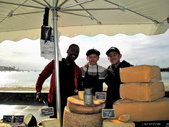 sourires de la Haute Savoie et les bons fromages des alpages the smiles of Haute Savoie and the delicious cheeses of the Alps
