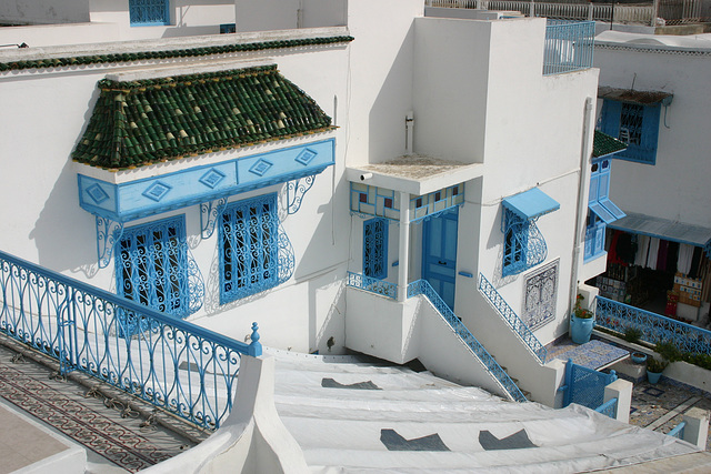 Balcon bleu à Sidi Bou Said (Tunisie) Balcon bleu à Sidi Bou Said (Tunisie)