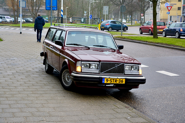 1981 Volvo 245 GL Automatic