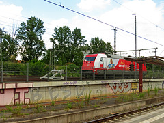 HFF - "Werbelok " 101 076-8 der DB im Bahnhof Dresden Hbf