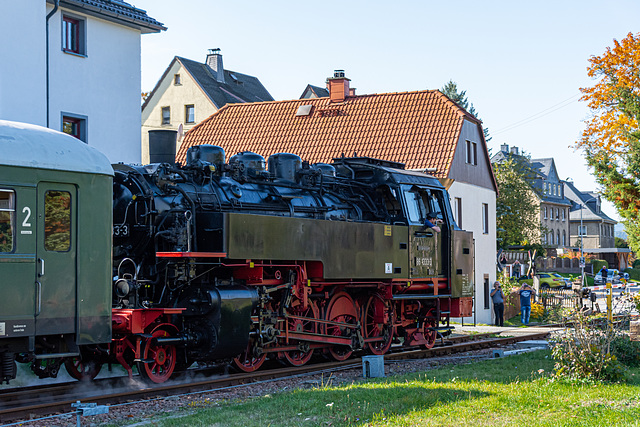 09 - Sonderzug mit 86 1333-3 der PRESS im Bahnhof Raschau-Markersbach