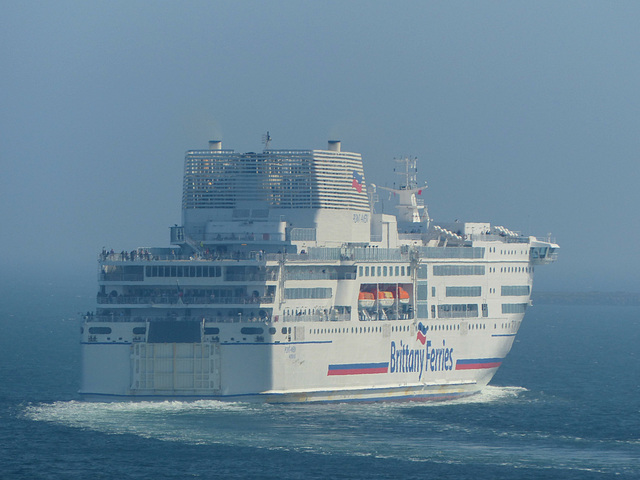 Pont-Aven leaving Plymouth (3) - 20 May 2018