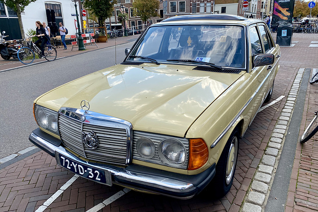 1976 Mercedes-Benz 200 D