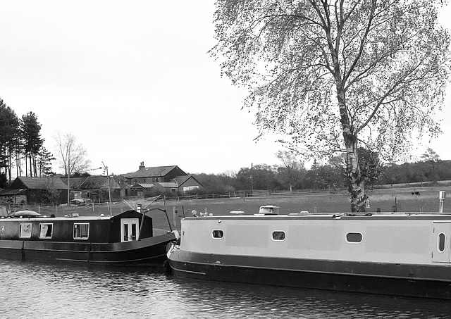 Moorings on the Macclesfield Canal Moorings on the Macclesfield Canal