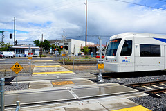 USA 2016 – Portland OR – Tramway crossing