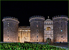 Napoli : Castel Nuovo by night -