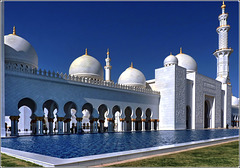 Abu Dhabi : l'ingresso alla grande moskea Zayed