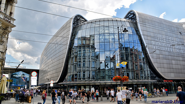 Railway station and Galerie Katowice