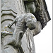 (Château de la Garaye (Taden) 22 - Tour d'escalier, détail d'un décor sculpté
