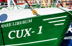 Bug des Fischkutters "CUX-1 MARE LIBERUM" und die Fische freuen sich über die herrlichen Farben... (PiP)