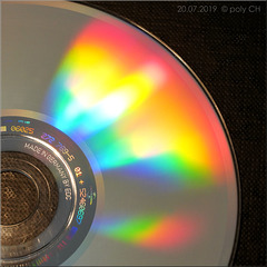CD – Coloured Disc  (2 PIPs)