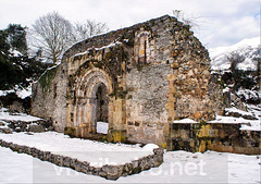 Ruínas da igreja de San Pedro de Plecín