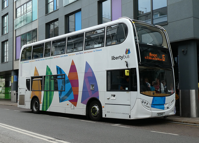 Libertybus 2605 (J 122042) in St. Helier - 4 Aug 2019 (P1030538)