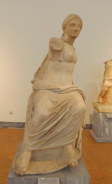Unfinished Female Statue from Rheneia in the National Archaeological Museum in Athens, May 2014