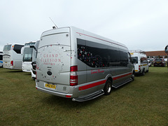 Anglo American Limos LM02 BUS at Newmarket Races - 12 Oct 2019 (P1040809)