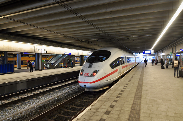 Train to Frankfurt leaving from Utrecht