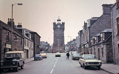 Dufftown (GB, Ecosse / Scotland) août / august 1978. (Diapositive numérisée).