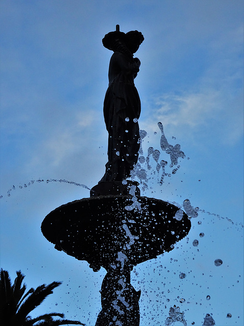 Albert Park fountain, late afternoon 4