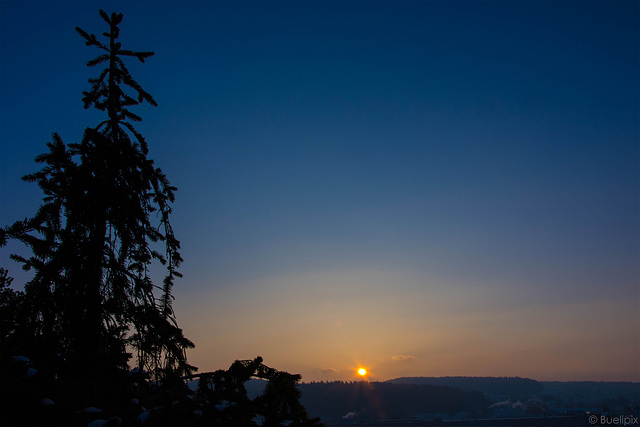 Sonnenaufgang am 2. März 2018 über Winterthur (© Buelipix)