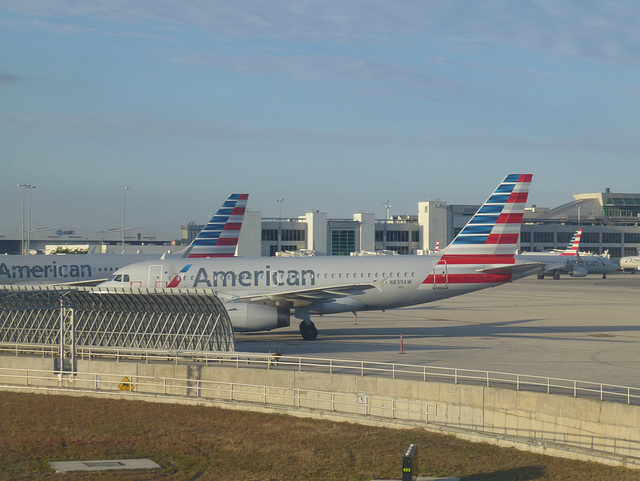 N839AW at MIA - 13 March 2018