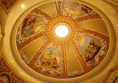 The Venetian circular ceiling