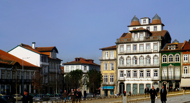 PT - Guimarães -  Largo do Toural