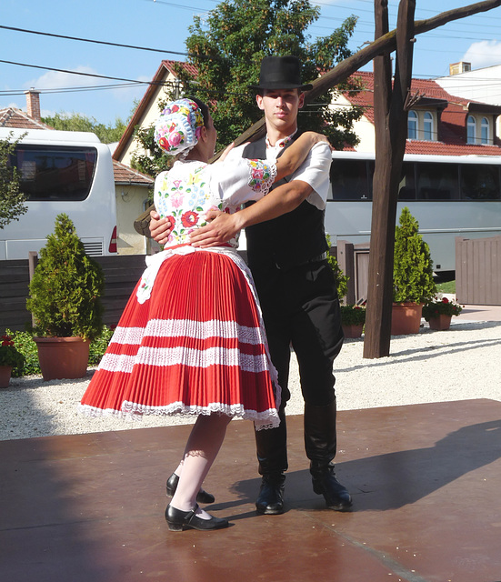 Kalocsa- Folk Dancers