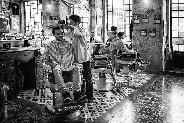 Salon de coiffure.....