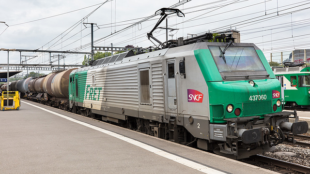 180503 Morges SNCF 37060 fret 1
