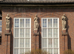 Figuren am Hamburg Museum