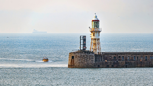 Admiralty Pier Lighthouse