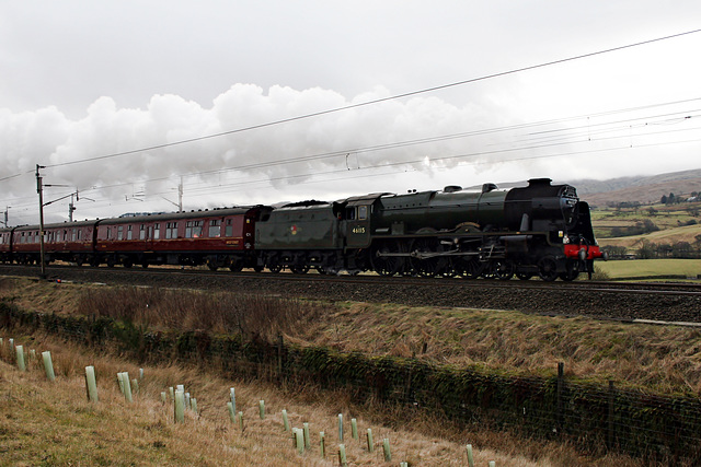 Stanier LMS class 7P Royal Scot 46115 SCOTS GUARDSMAN  at Scout Green with 1Z86 06.54 LONDON EUSTON - CARLISLE The winter Cumbrian Mountain Express 28th January 2023. (steam from Carnforth)
