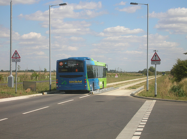 DSCN6692 Stagecoach East 21222 (AE09 GYS) at Longstanton (Busway) - 9 Aug 2011