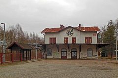 HFF - Nicht mehr genutztes Bahnhofsgebäude von Bad Elster