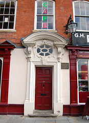House of c1730 on the corner of Bridge Street and Market Place Newark, Nottinghamshire