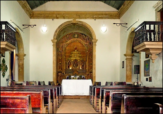 Recife : Igarassu, Igreia de São Cosme e Damião - interior view