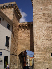 Saint Rock Gate (14th century).