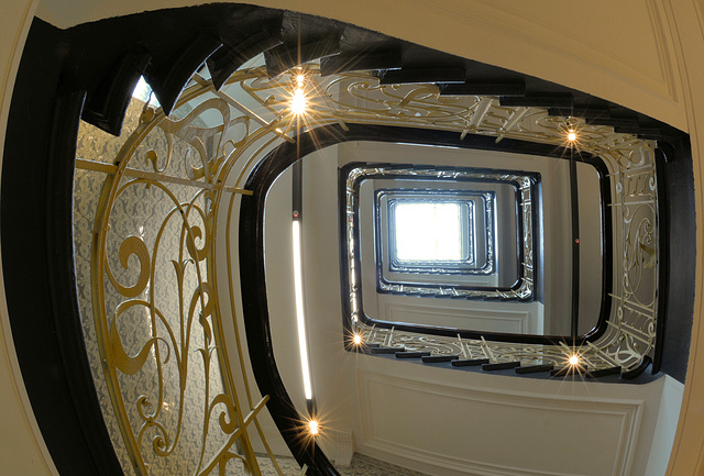 Treppenspirale im Holstenhof - Staircase #40/50