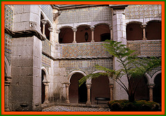 Claustro en el palacio da Pena, Sintra (+4PiP)