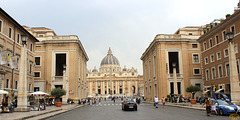 2023-07-25 04 antaŭ Vatikano